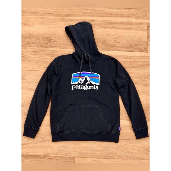Patagonia Other - Patagonia Uprisal Fitz Roy Mountain Logo Hoodie Black Men’s Medium EUC